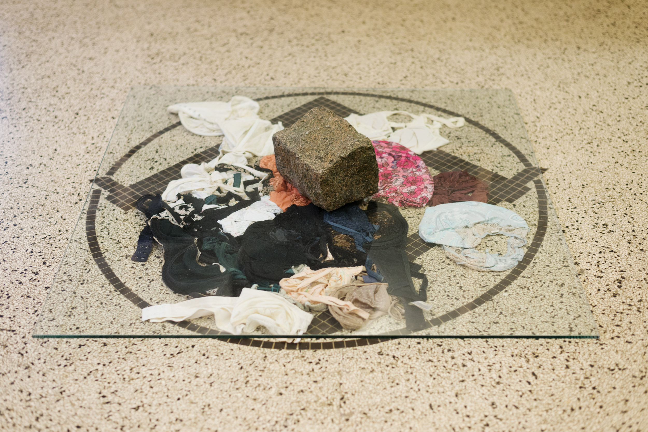 1 Chalet, an exhibition by Jef Geys, Courtesy of the artist and La Loge