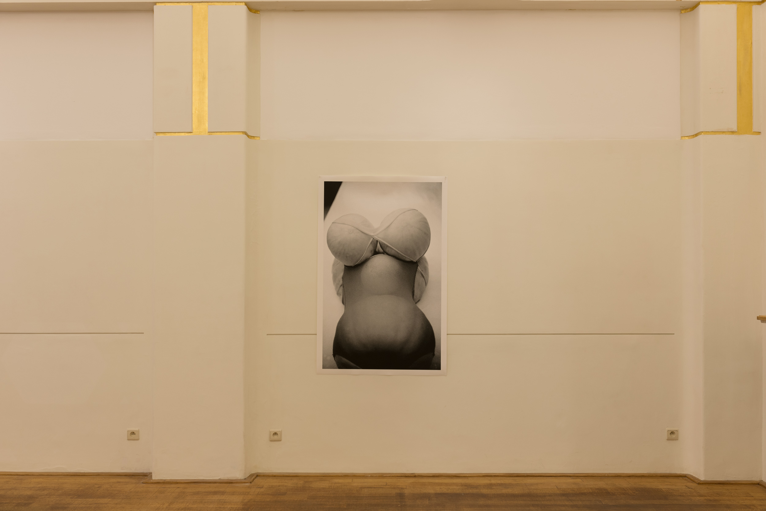 10 Chalet, an exhibition by Jef Geys, Courtesy of the artist and La Loge