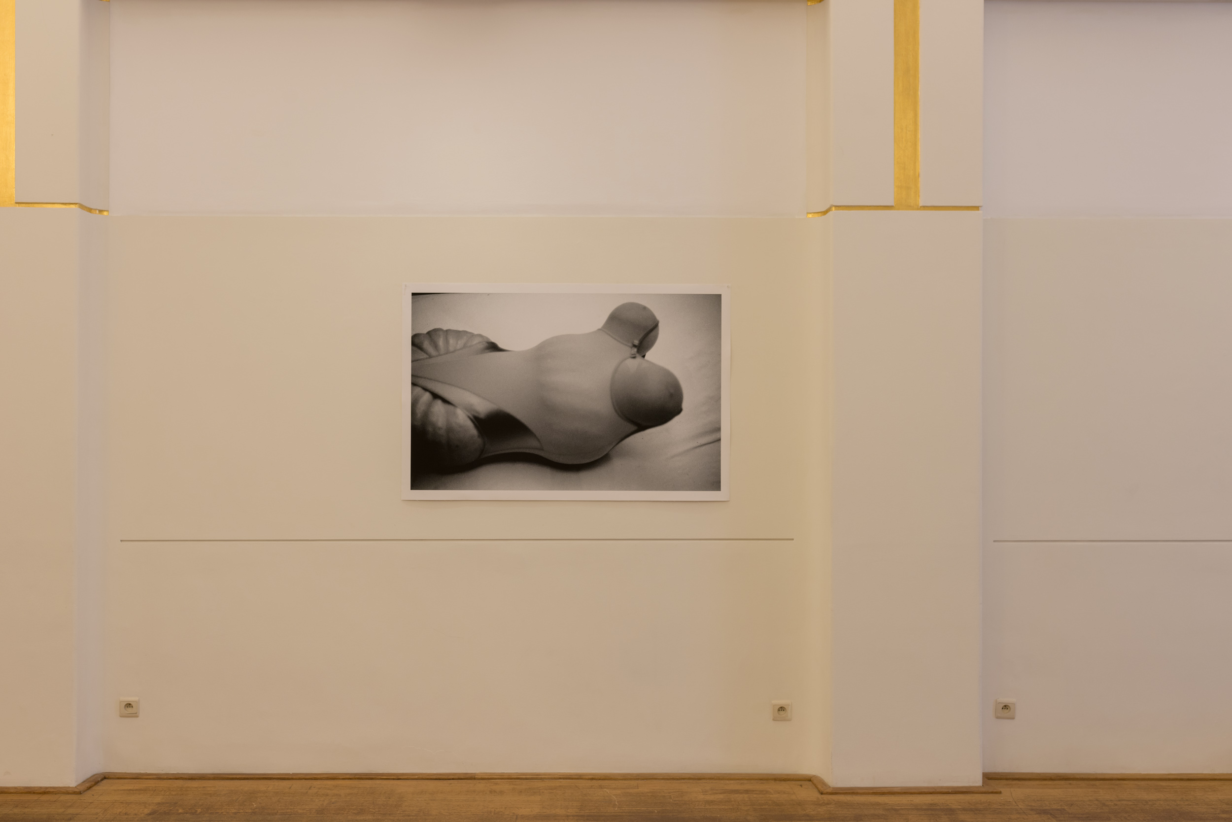 11 Chalet, an exhibition by Jef Geys, Courtesy of the artist and La Loge