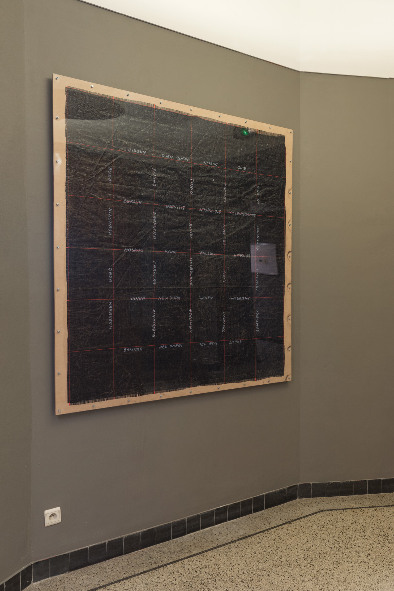 2 Chalet, an exhibition by Jef Geys, Courtesy of the artist and La Loge