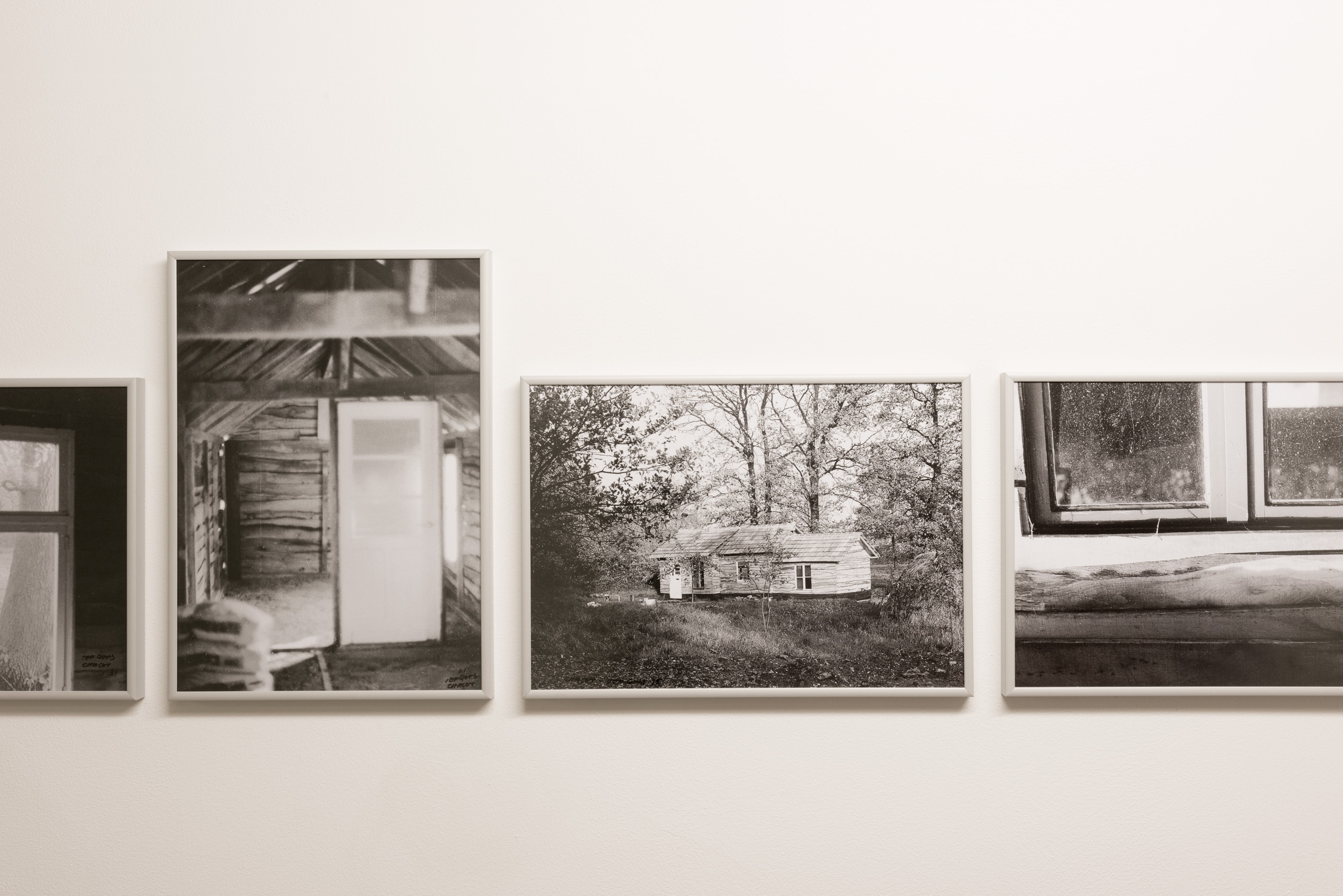 42 Chalet, an exhibition by Jef Geys, Courtesy of the artist and La Loge