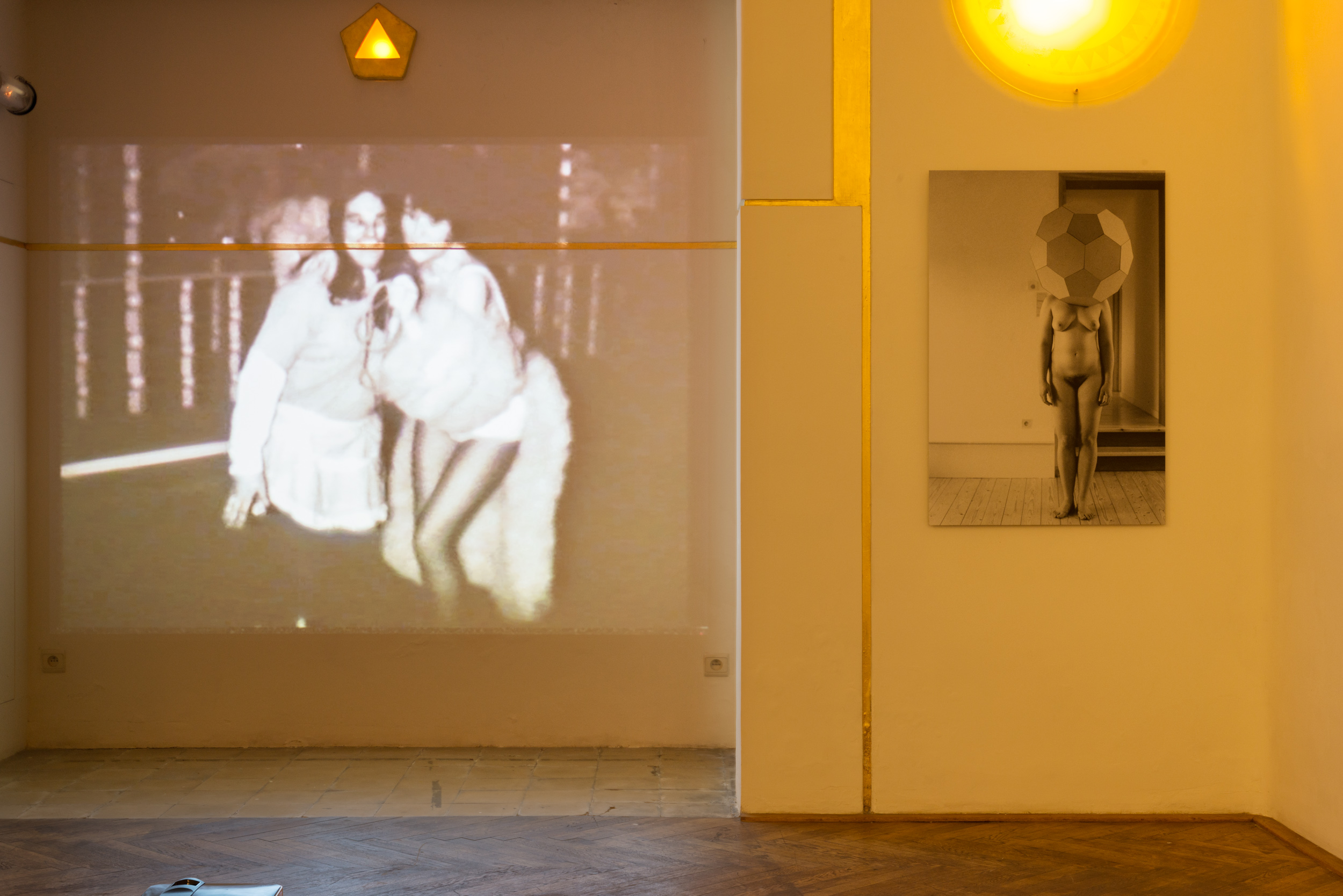 6 Chalet, an exhibition by Jef Geys, Courtesy of the artist and La Loge