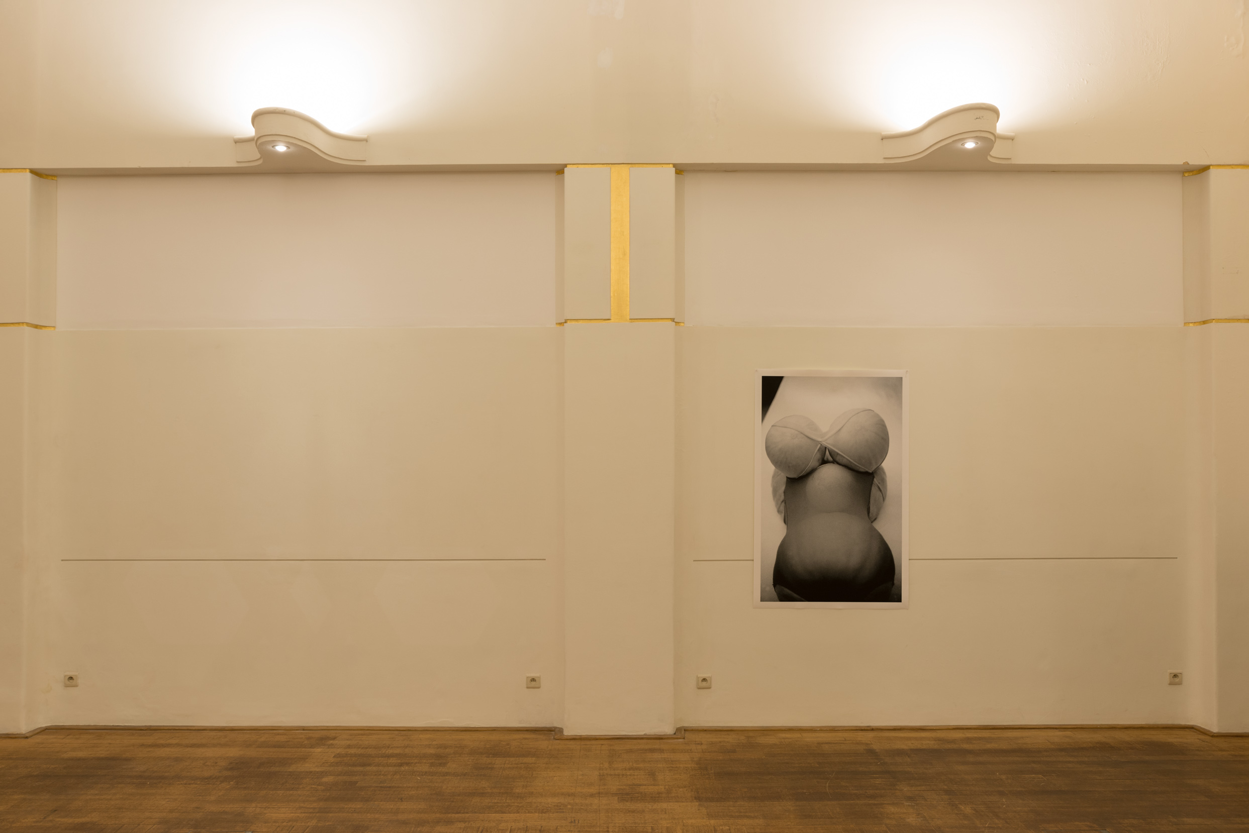 9 Chalet, an exhibition by Jef Geys, Courtesy of the artist and La Loge